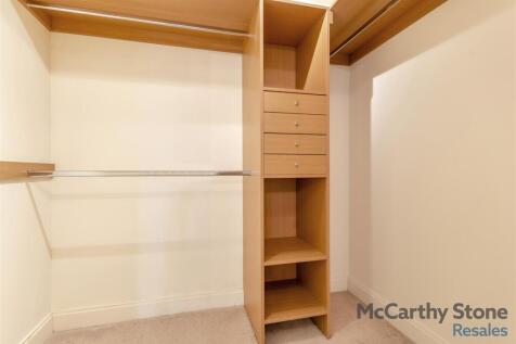 8662943-interior10.jpg