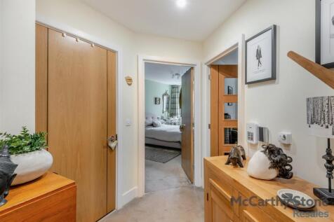 8662478-interior08.jpg