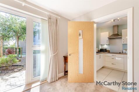 8664876-interior06.jpg