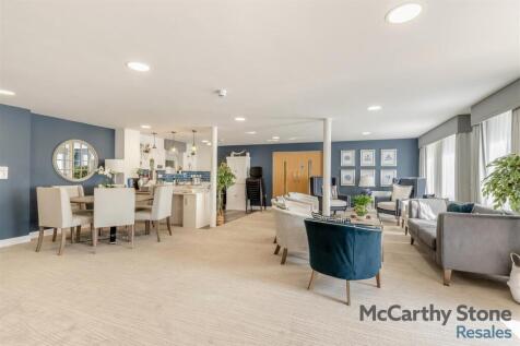 8664876-interior02.jpg