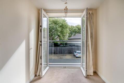 8661745-interior01.jpg