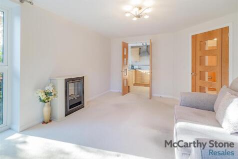 8664012-interior02.jpg