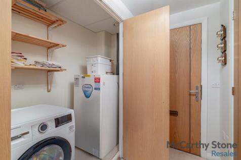 8664012-interior09.jpg