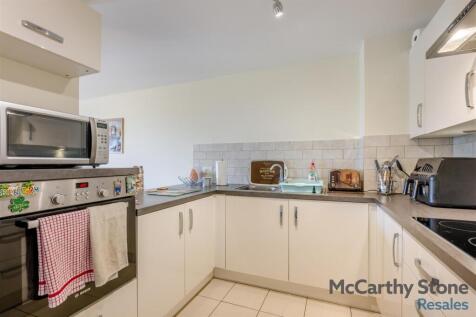 8665107-interior15.jpg