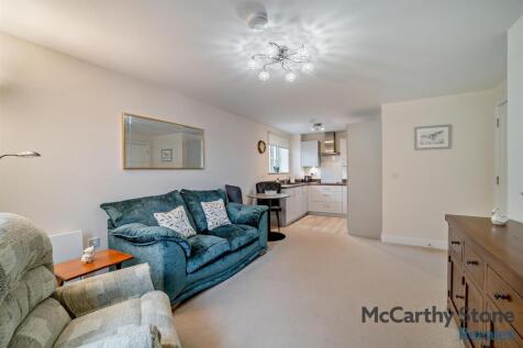Living Room/Kitchen