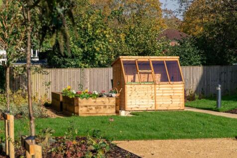 Crescent.Place.Raised.Beds.Garden.198.jpg