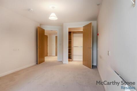 8665059-interior04.jpg