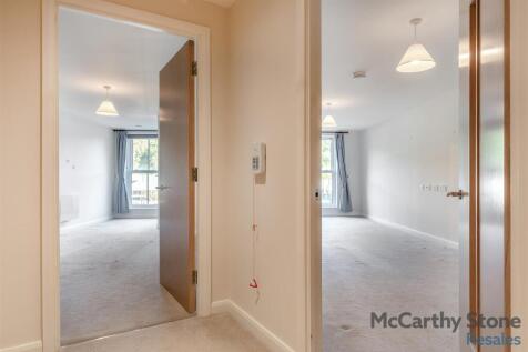 8665059-interior11.jpg