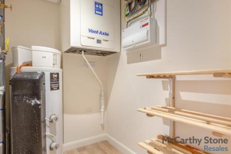 8665059-interior12.jpg