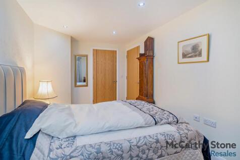 8666606-interior08-800.jpg