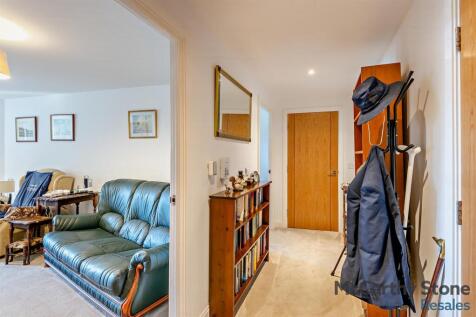 8665738-interior10-800.jpg