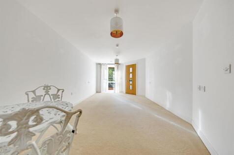 01-b526PFMCS - 25 Birch Place-28-medium.jpg