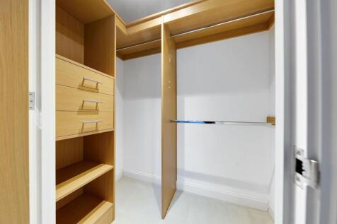 12-16d9PFMCS - 25 Birch Place-13-medium.jpg