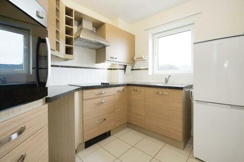 Kitchen 48LCE.jpg