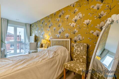 8633031-interior01.jpg