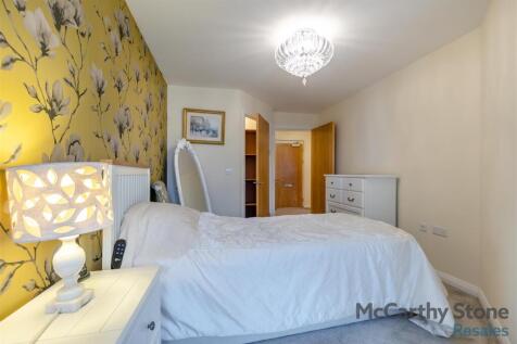 8633031-interior04.jpg