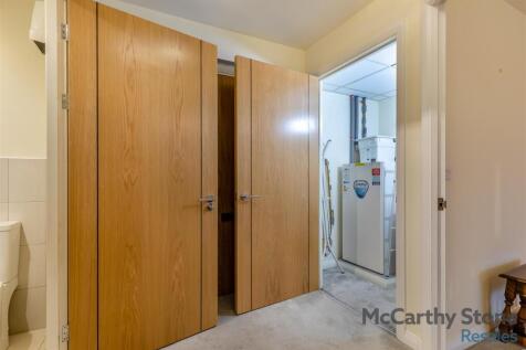 8633031-interior05.jpg