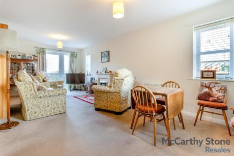 8640246-interior01.jpg