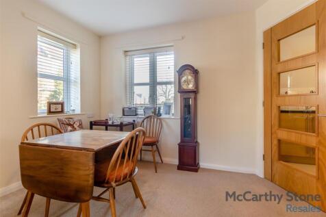 8640246-interior03.jpg