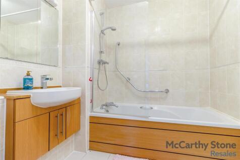 8640246-interior14.jpg
