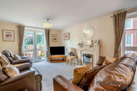 8640104-interior11.jpg