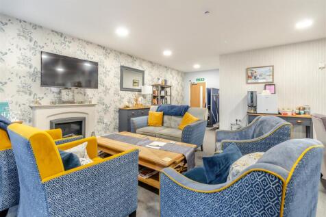 8578990-interior20.jpg