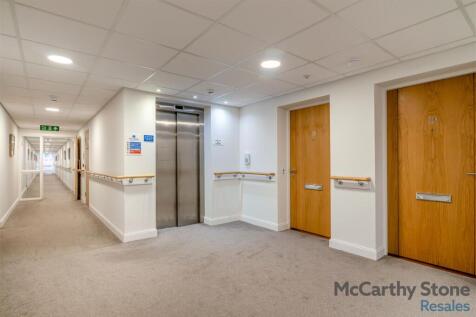 8640104-interior20.jpg