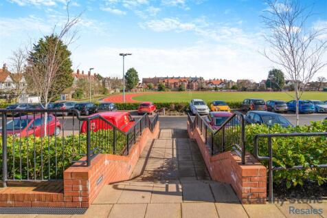 8640104-exterior10.jpg