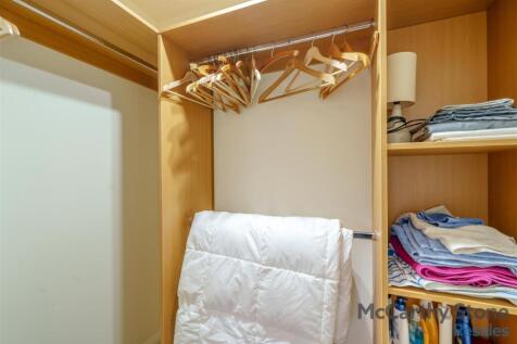 8635813-interior16.jpg