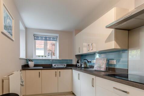 8644988-interior10.jpg