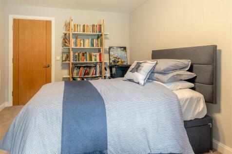 8644988-interior08.jpg
