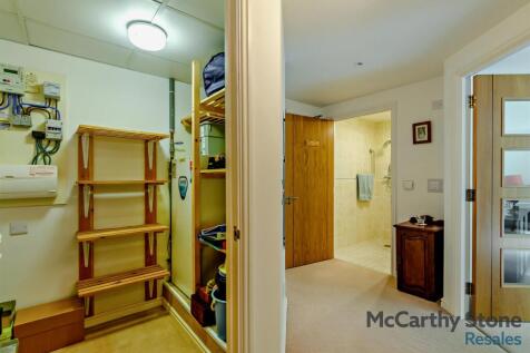 Entrance Hall: