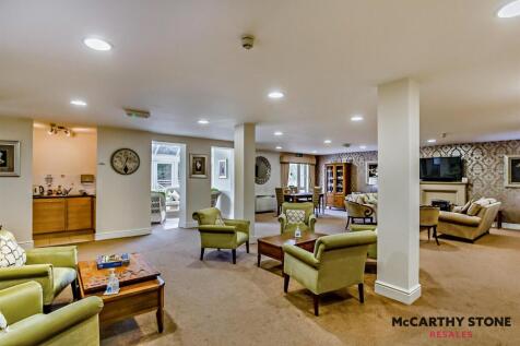 Homeowners Lounge