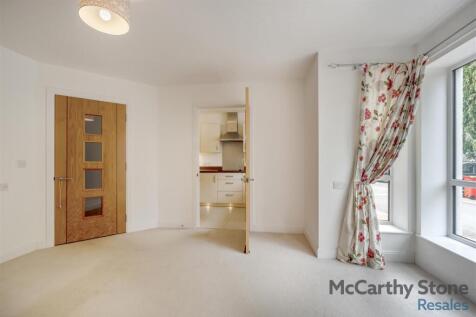8660980-interior12.jpg
