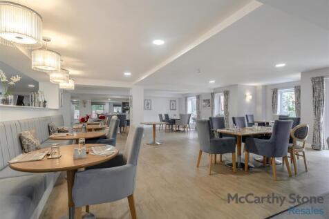 8660980-interior16.jpg