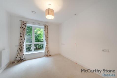 8660980-interior02.jpg