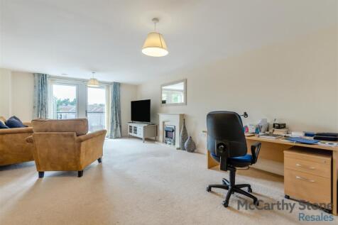 8661283-interior04.jpg