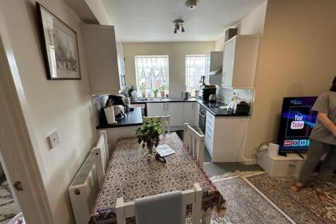 Flat 1