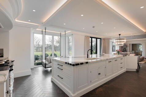 mere_hall_30