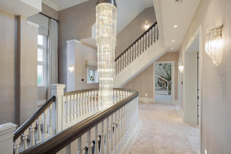 mere_hall_54