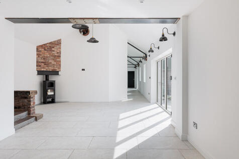 grange_farm_barns...