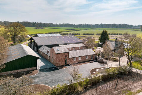 grange_farm_barns...