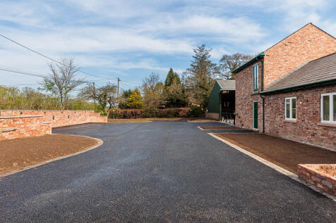grange_farm_barns...