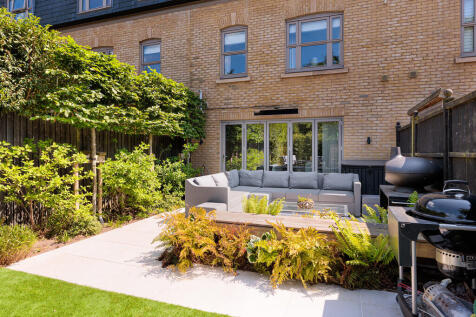 2_kensington_gard...