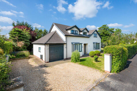yew_tree_house_1