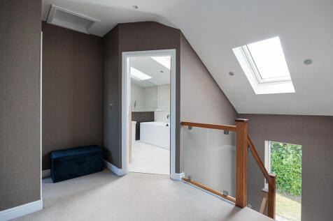 yew_tree_house_18