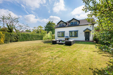 yew_tree_house_26