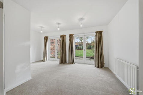 4 Mainwaring, Ove...