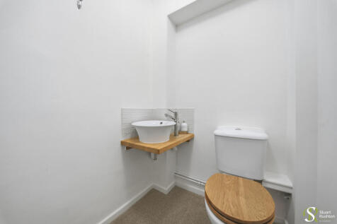 4 Mainwaring, Ove...