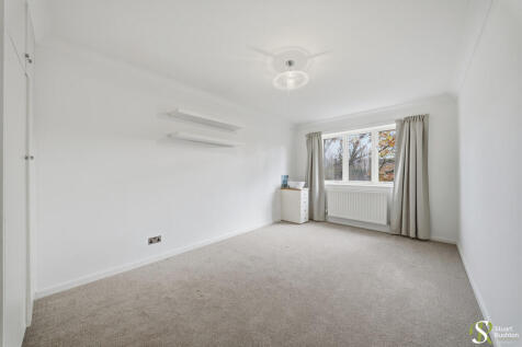 4 Mainwaring, Ove...